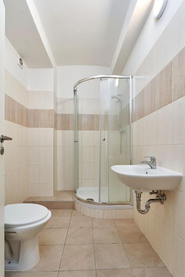 Apartmany Kladno - Libusin ภายนอก รูปภาพ